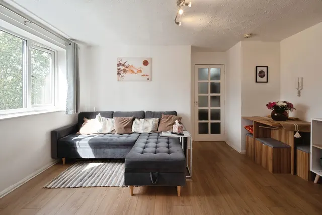 Photo 3 — Viking Place, 145 Seymour Road, Leyton, E10