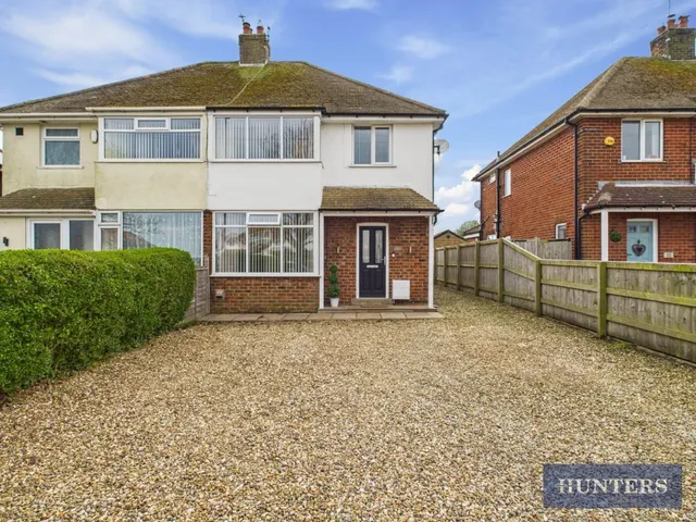 Muston Road, Filey, YO14, photo 1
