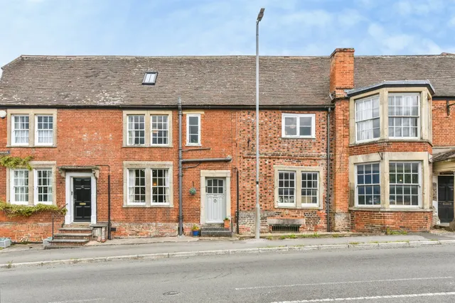 Photo 2 — Dunkirk Hill, Devizes