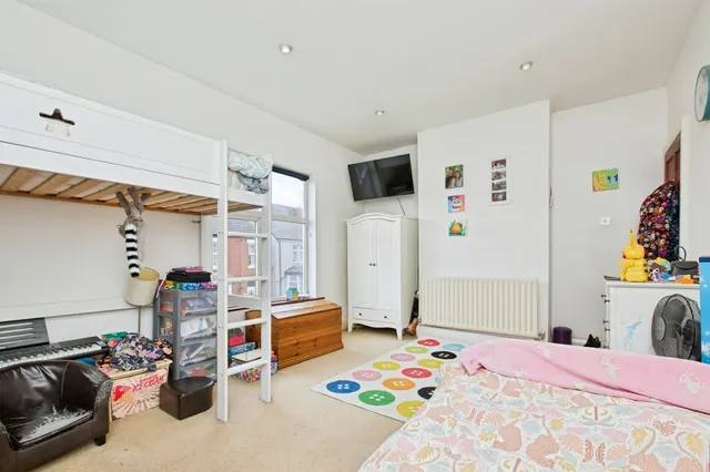 Calais Road, Burton-On-Trent, DE13, photo 2