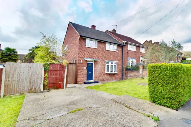 Broseley Road, Romford, RM3, photo 1