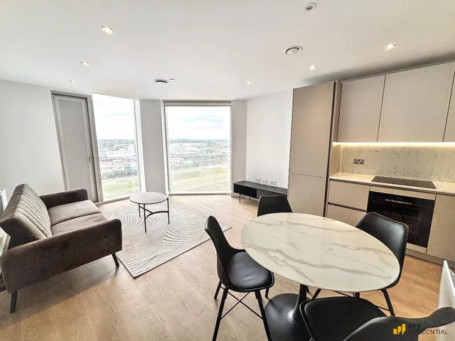190 Dantzic Street, Manchester, M4 4LG, photo 1
