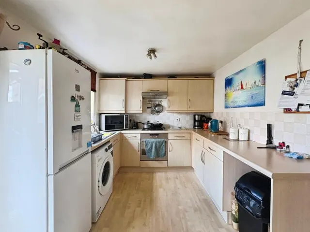 Osborne Heights, East Cowes, PO32, photo 2