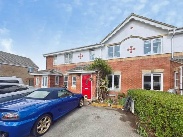 Osborne Heights, East Cowes, PO32, photo 1