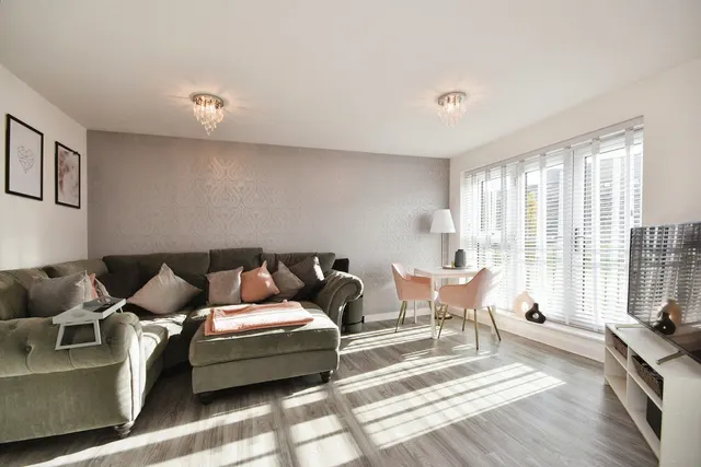 Photo 2 — Blake Avenue, Basildon, Essex, SS14