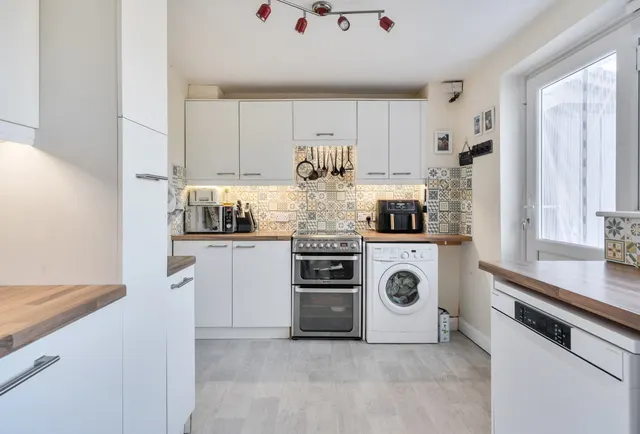 Photo 3 — Tynte Avenue, Bristol, BS13 0PX