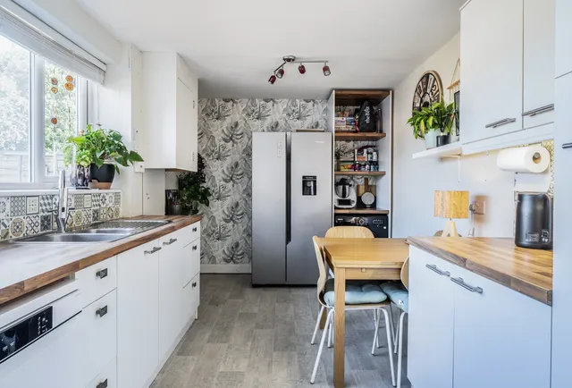 Photo 2 — Tynte Avenue, Bristol, BS13 0PX