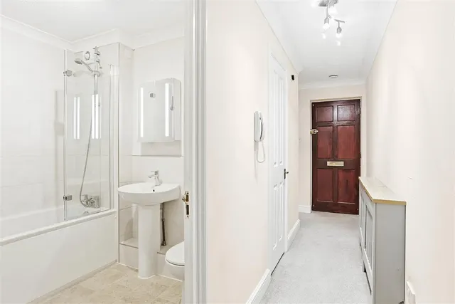 Photo 2 — Devonshire Avenue, Sutton, Surrey, SM2 5JL