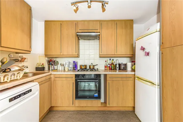 Photo 3 — Fairlead House, Cassilis Road, Canary Wharf, London, E14