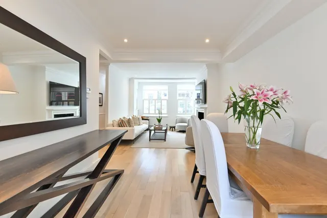 Photo 2 — Redcliffe Road, Chelsea, London, SW10 9NR