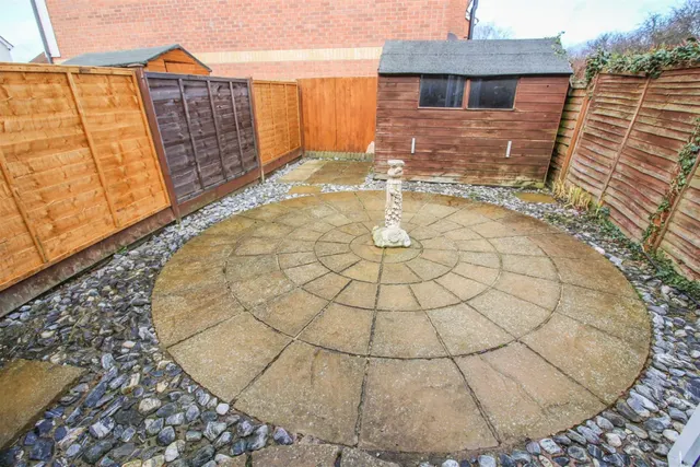 Bentley Drive, Church Langley, CM17, photo 3