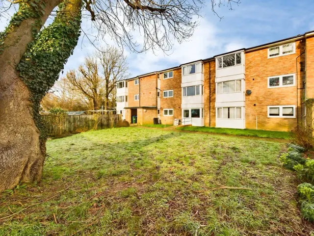 Kennedy Road, Horsham, photo 1