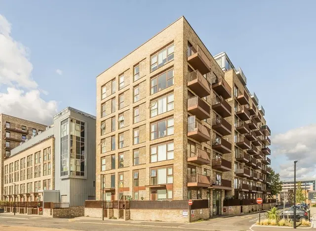 Wray Avenue, Silvertown, E16, photo 2
