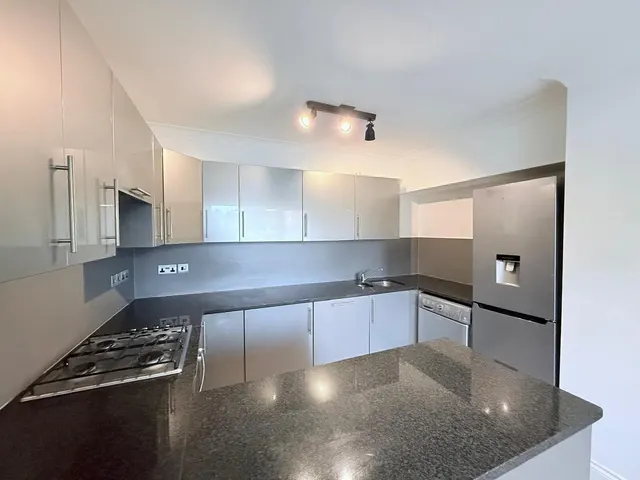Aeneas Court, Nottingham, NG5, photo 2