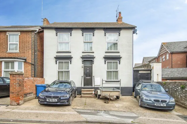 Palmerston Road, Ipswich, photo 1