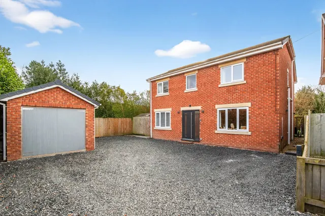 Andrews Close, Chester, CH3, photo 3