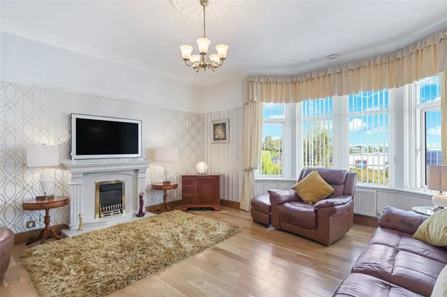 Photo 2 — Glasgow Road, Falkirk, Stirlingshire, FK1