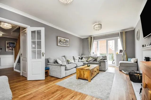 Photo 2 — Cordwainer Close, Kedington, Haverhill