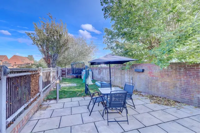 Miersfield, High Wycombe, HP11, photo 3