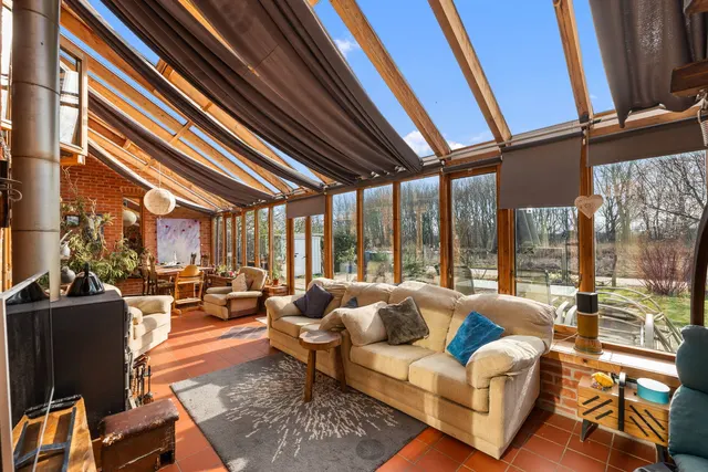 Gables Drive, Hockerton, photo 3