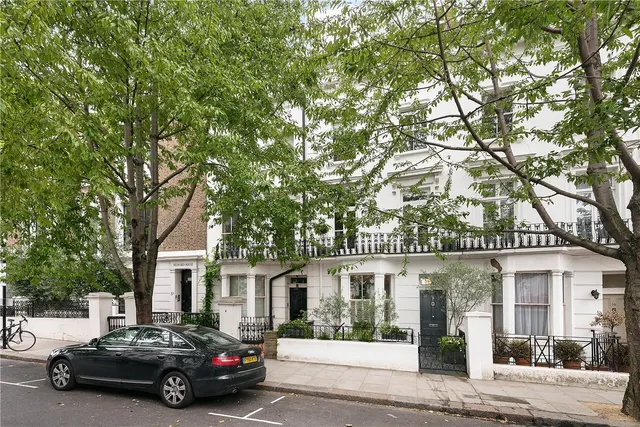 Berkeley Gardens, Kensington, London, W8, photo 1