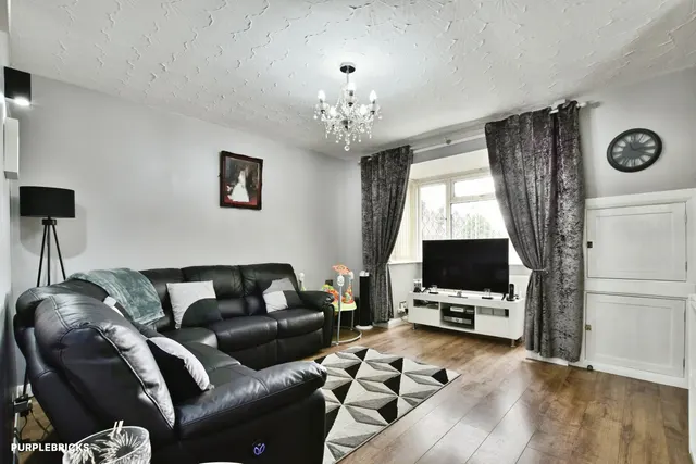 Baron Fold Crescent, Manchester, M38, photo 3