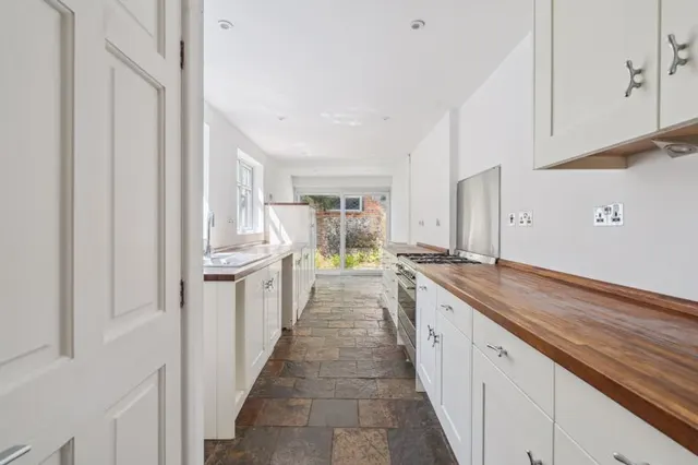 Photo 3 — High Street, Cookham SL6 9SF
