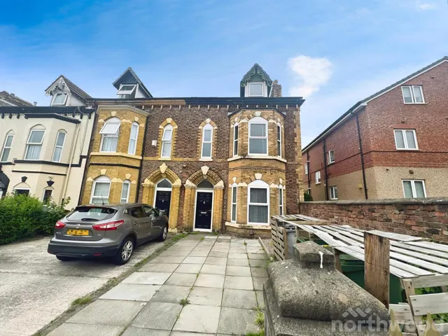 Bedford Road, Rockferry, CH42, photo 1