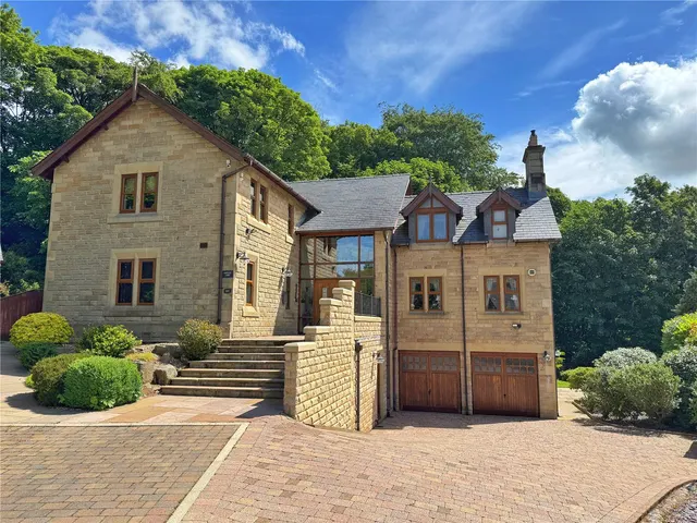 College Lane, Rawtenstall, BB4, photo 1