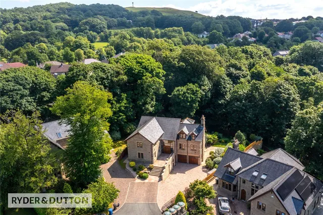 College Lane, Rawtenstall, BB4, photo 2