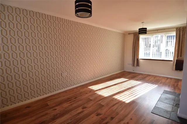 Photo 3 — Trehearn Road, Droitwich, Worcestershire, WR9 8PT
