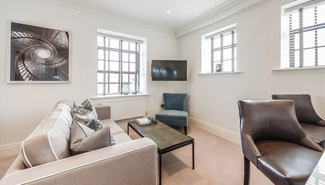 Rainville Road West Kensington W6, photo 1