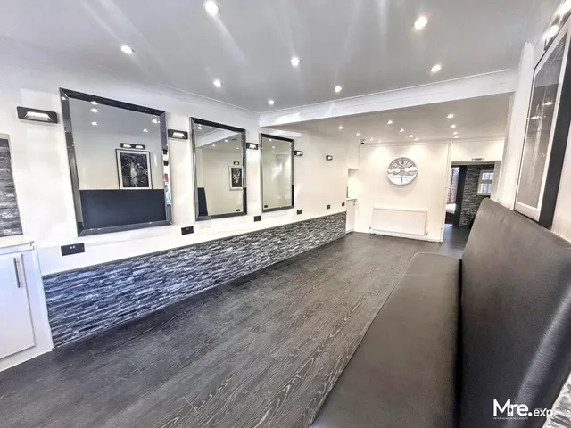 Photo 3 — Windsor Road, Neath, SA11 1NG