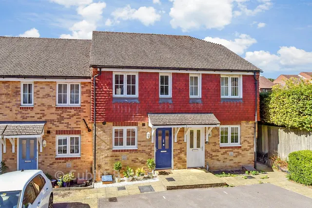 Garland Close, Petworth, GU28, photo 1