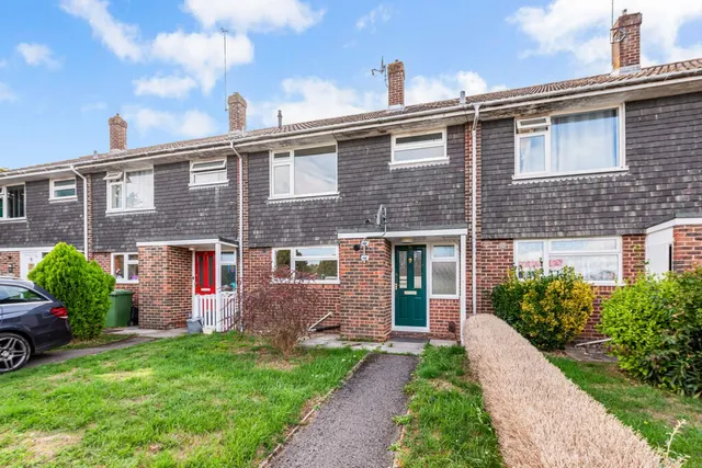 Priors Dean Road, Winchester, photo 1