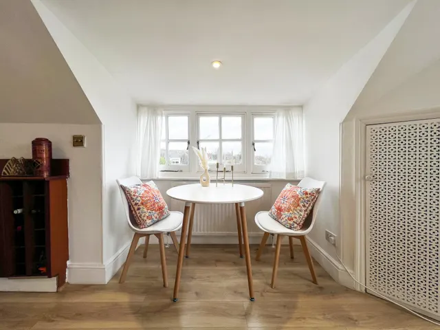 Kidderpore Avenue, Hampstead, NW3, photo 2