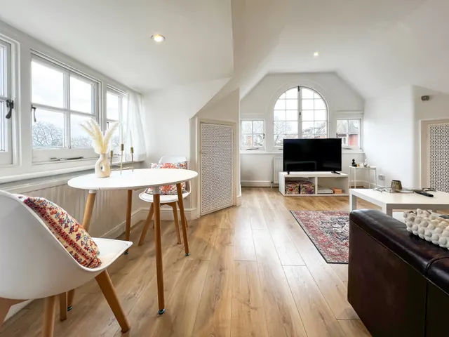 Kidderpore Avenue, Hampstead, NW3, photo 1