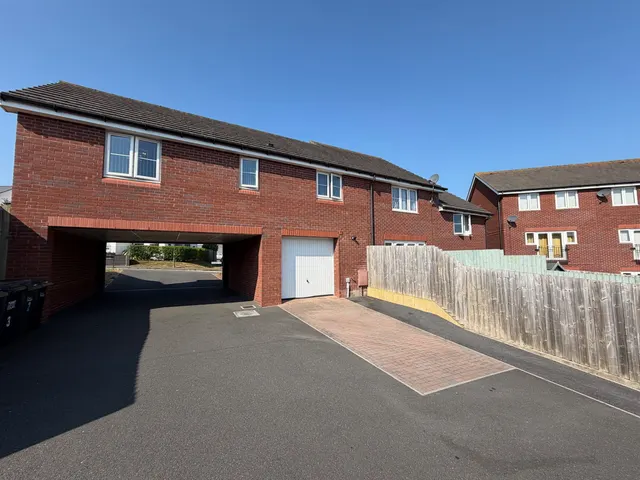 Wilkins Drive, Paignton, photo 2