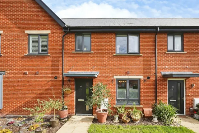 Blunden Drive, Folkestone, CT20, photo 1