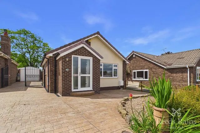 Hawthorne Avenue, South Anston, South Yorkshire, S25, photo 1