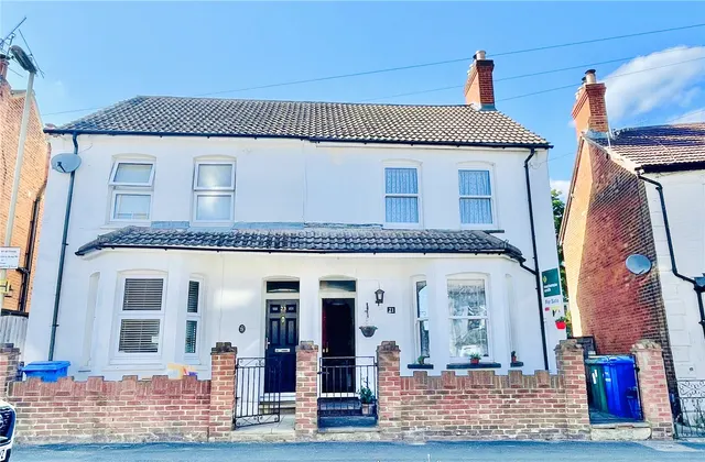 St. Georges Road, Aldershot, Hampshire, GU12 4LD, photo 1