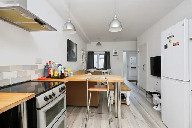 Grove Road, Eastbourne, BN21, photo 2