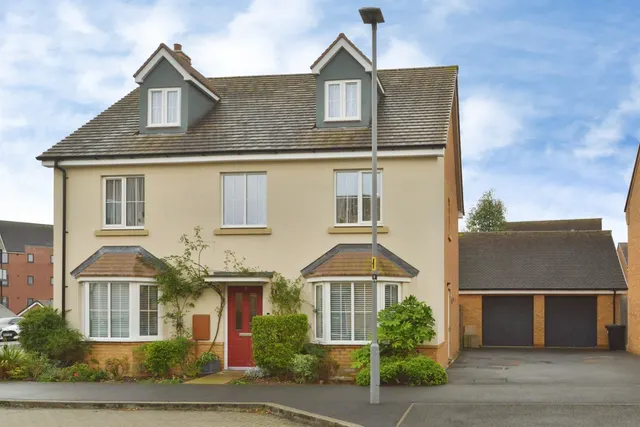 Whitecastle Way, Kingsmead, MK4, photo 1