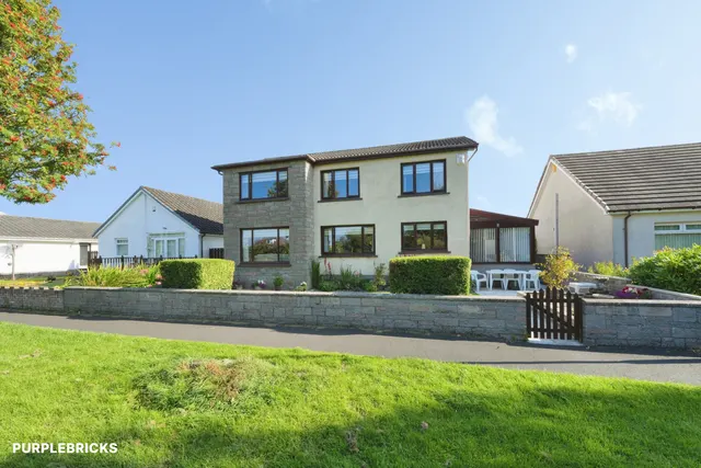 Ardneil Court, Ardrossan, KA22, photo 1