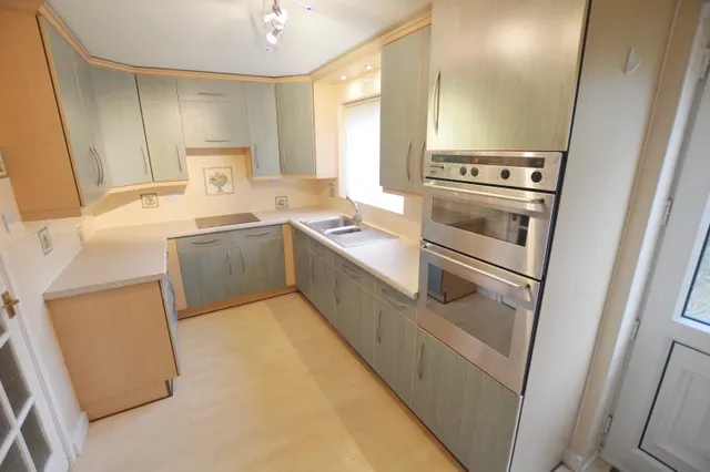 Photo 2 — Stoneacre Avenue, Hackenthorpe, Sheffield, S12
