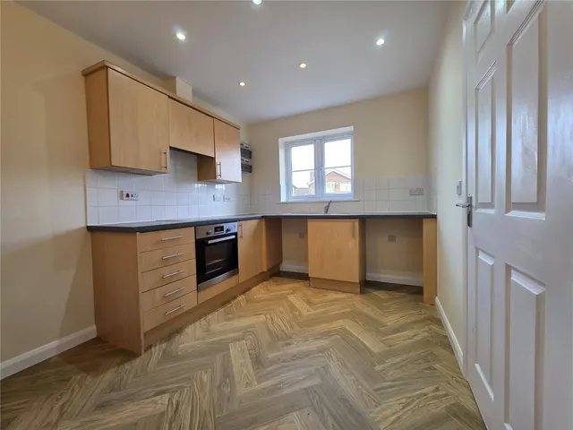 Beechdale Road, Nottingham, NG8, photo 2