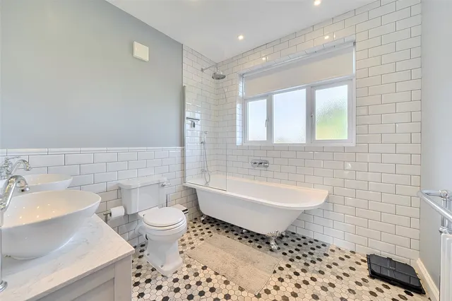 Gourock Road, SE9, photo 2
