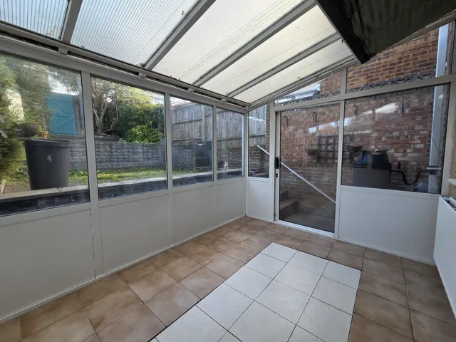 Nightingale Close, ME8, photo 3