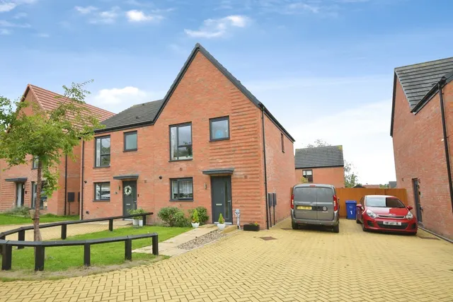 Woodcote Way, Chesterfield, S40, photo 1