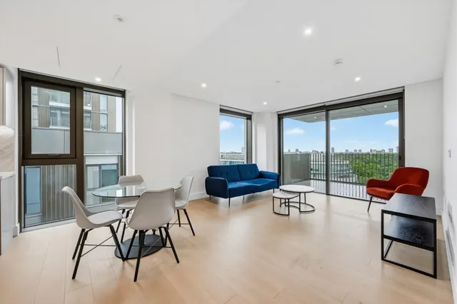Palmer Road, SW11, photo 2